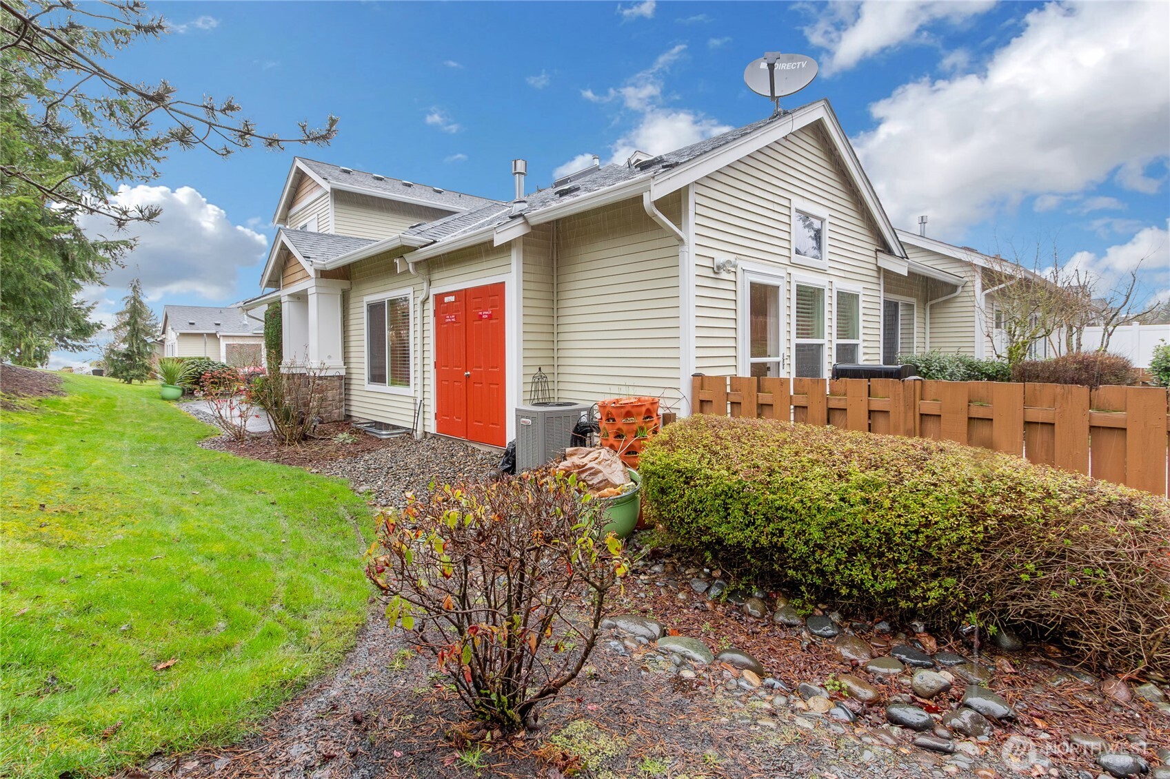 7208 James Place SE, Auburn, WA 98092