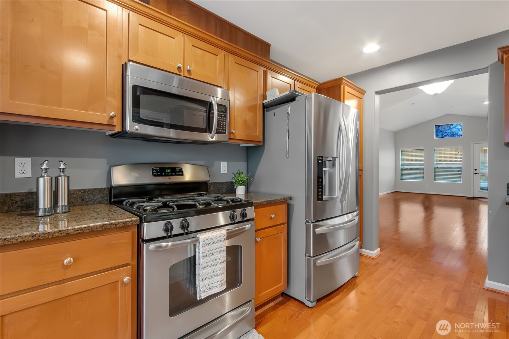 7208 James Place SE, Auburn, WA 98092