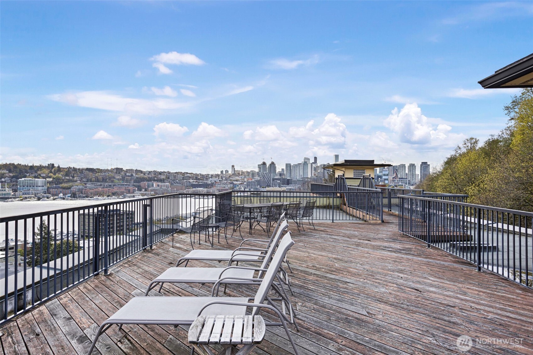 655 Crockett Street #B207, Seattle, WA 98109