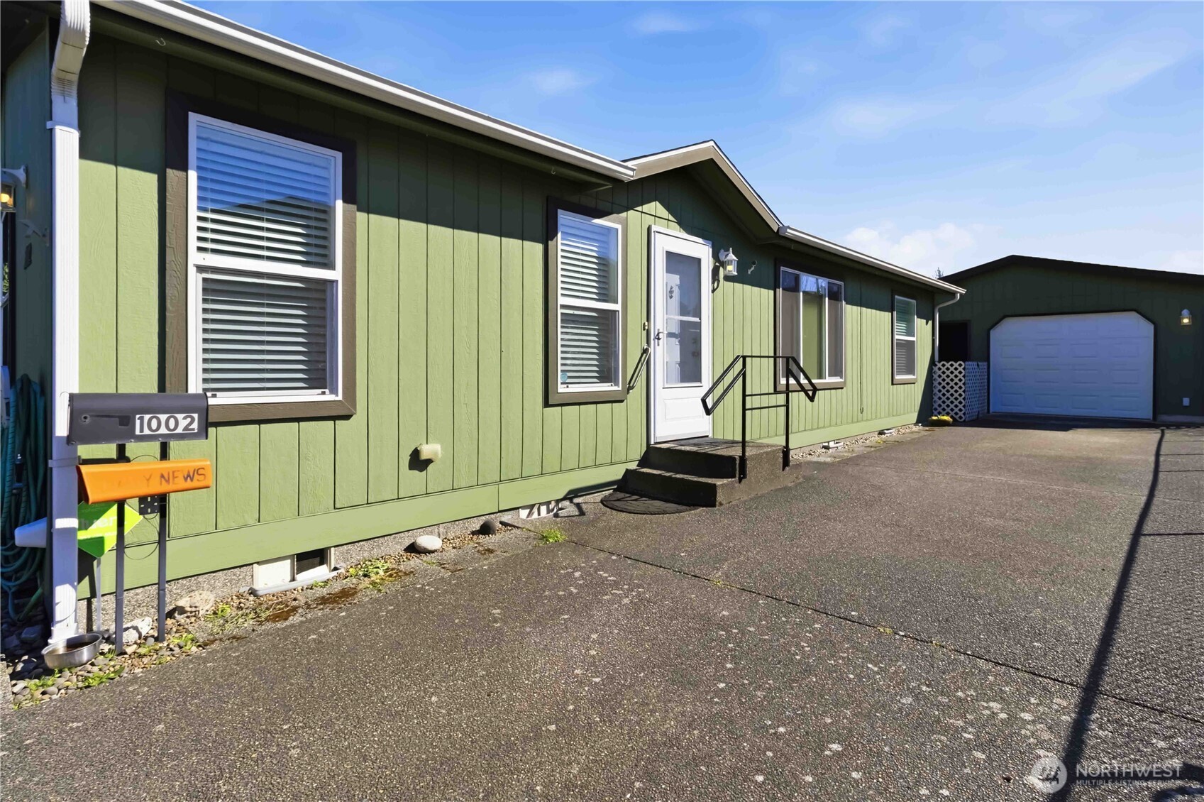 1002 Burcham Street , Kelso, WA 98626