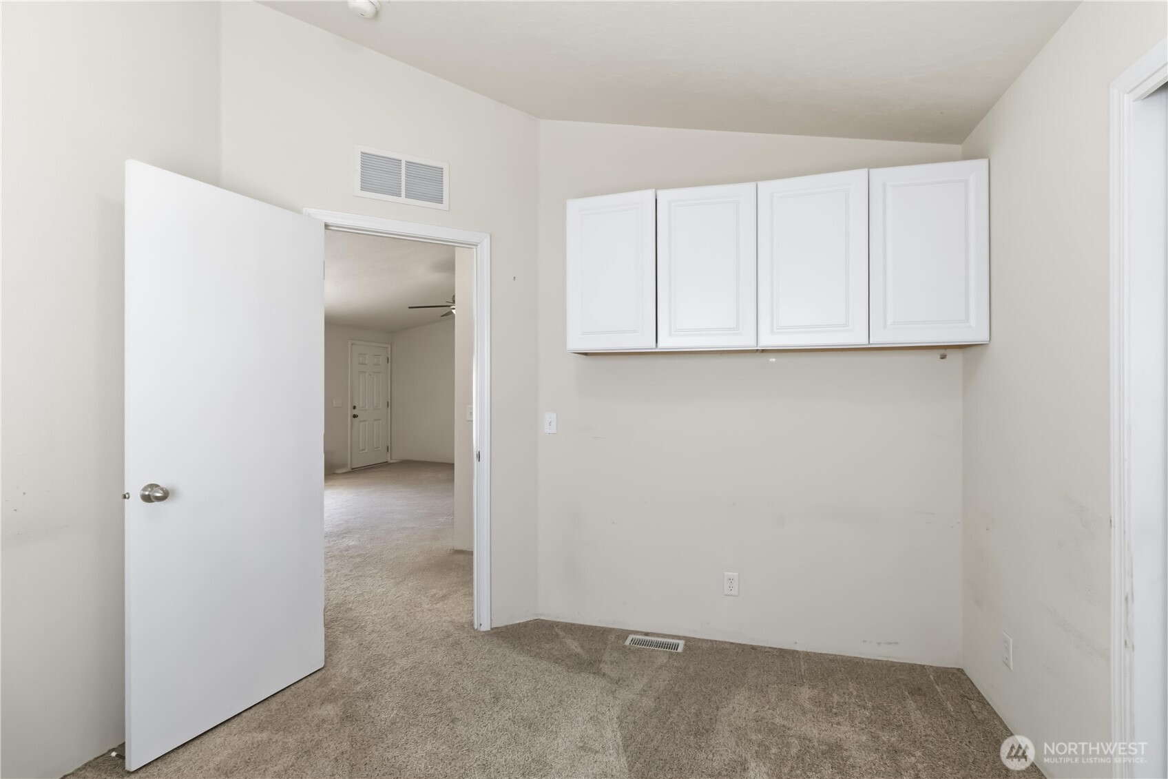 1002 Burcham Street , Kelso, WA 98626