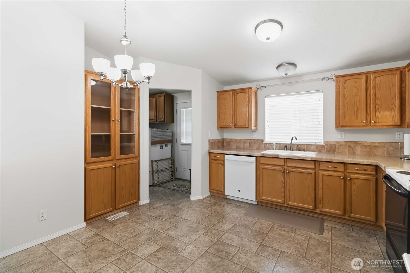 1002 Burcham Street , Kelso, WA 98626