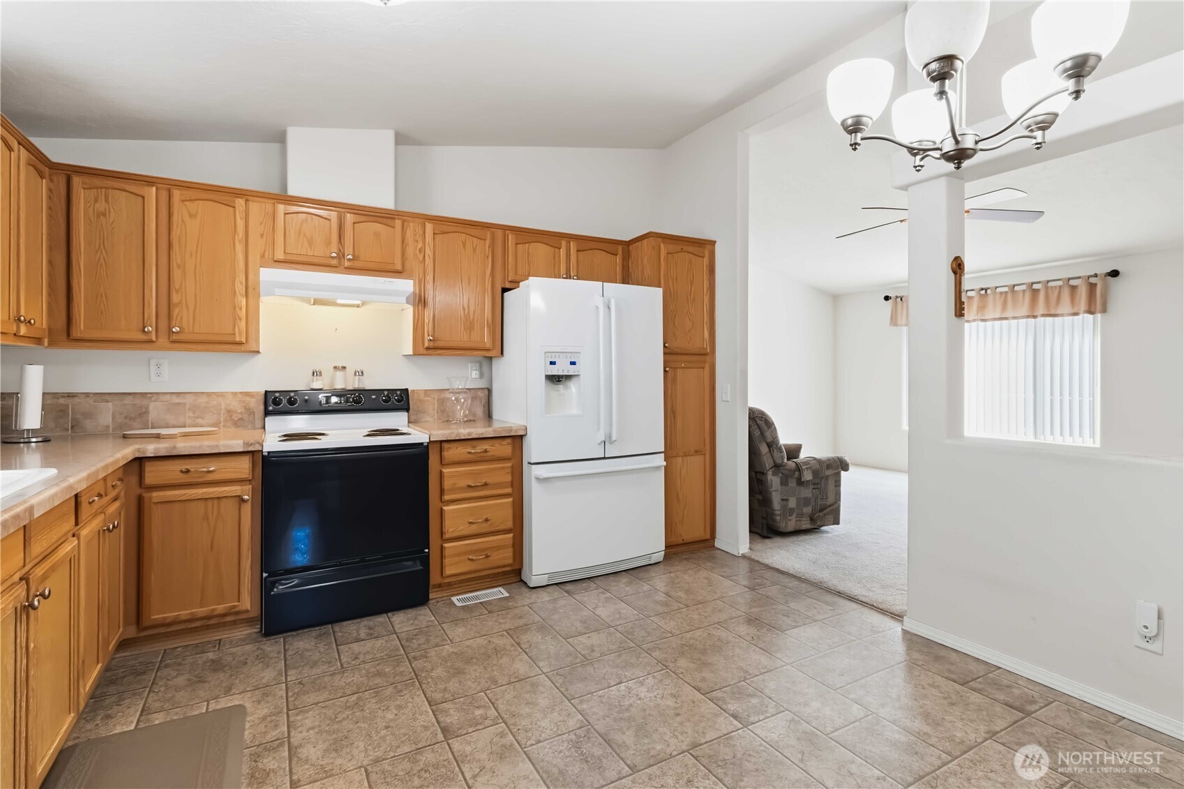 1002 Burcham Street , Kelso, WA 98626