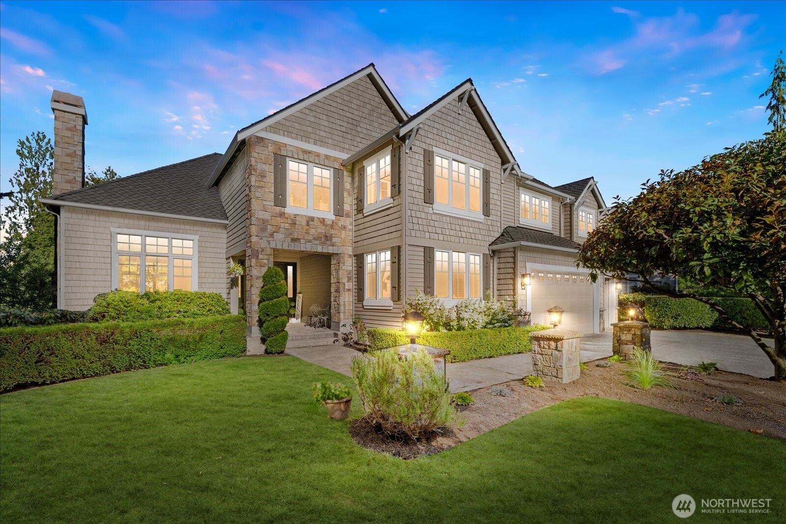 2046 277th , Sammamish, WA 98075