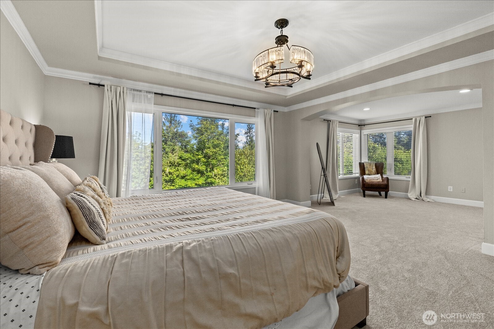 2046 277th , Sammamish, WA 98075