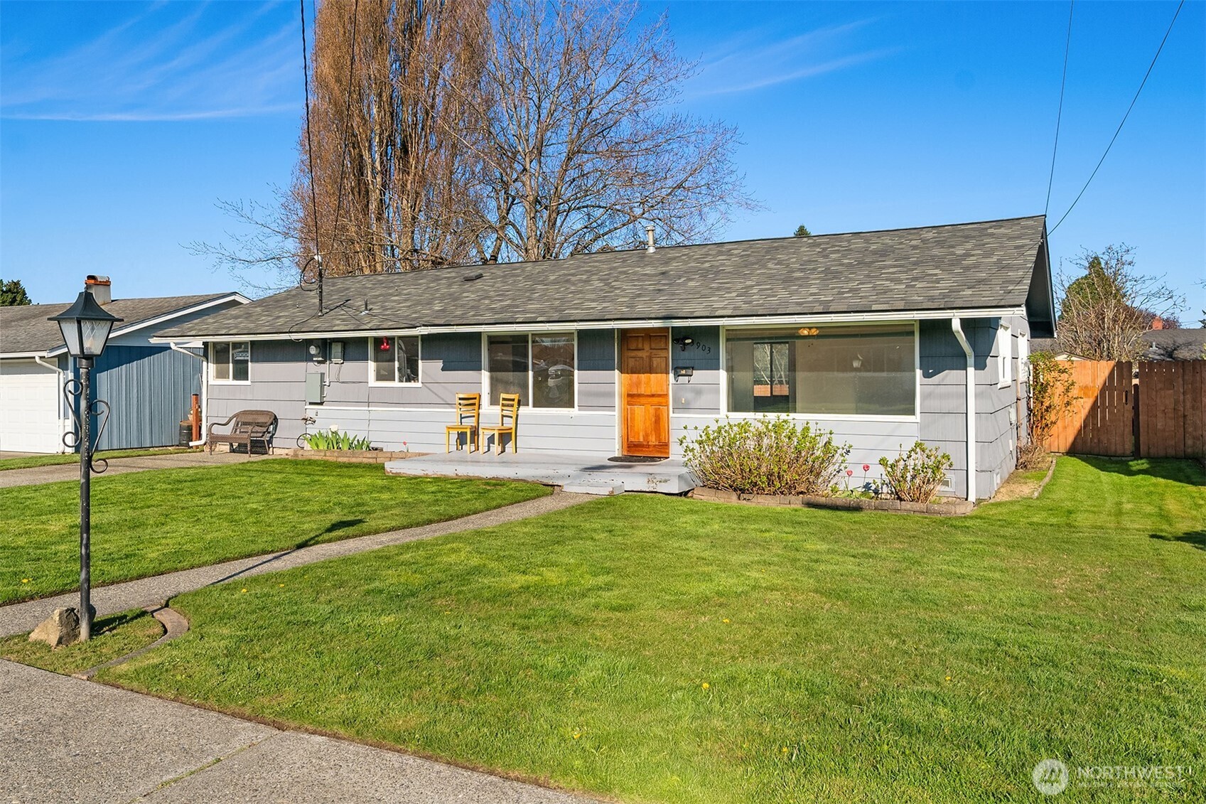 3903 Broadview Drive , Anacortes, WA 98221-3521