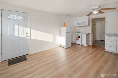 3903 Broadview Drive , Anacortes, WA 98221-3521 - Photo 17