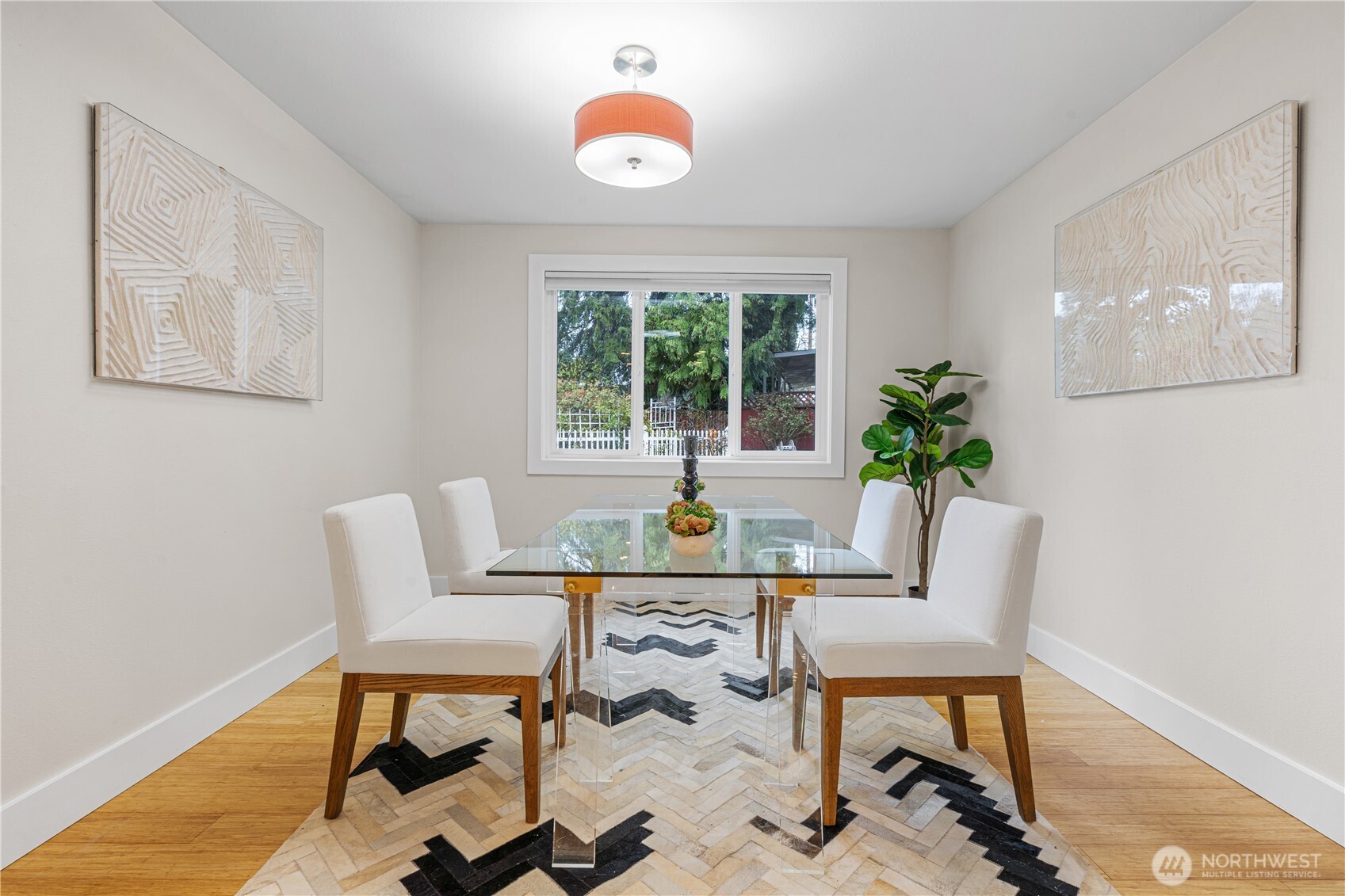 7905 207th PL SW, Edmonds, WA 98026