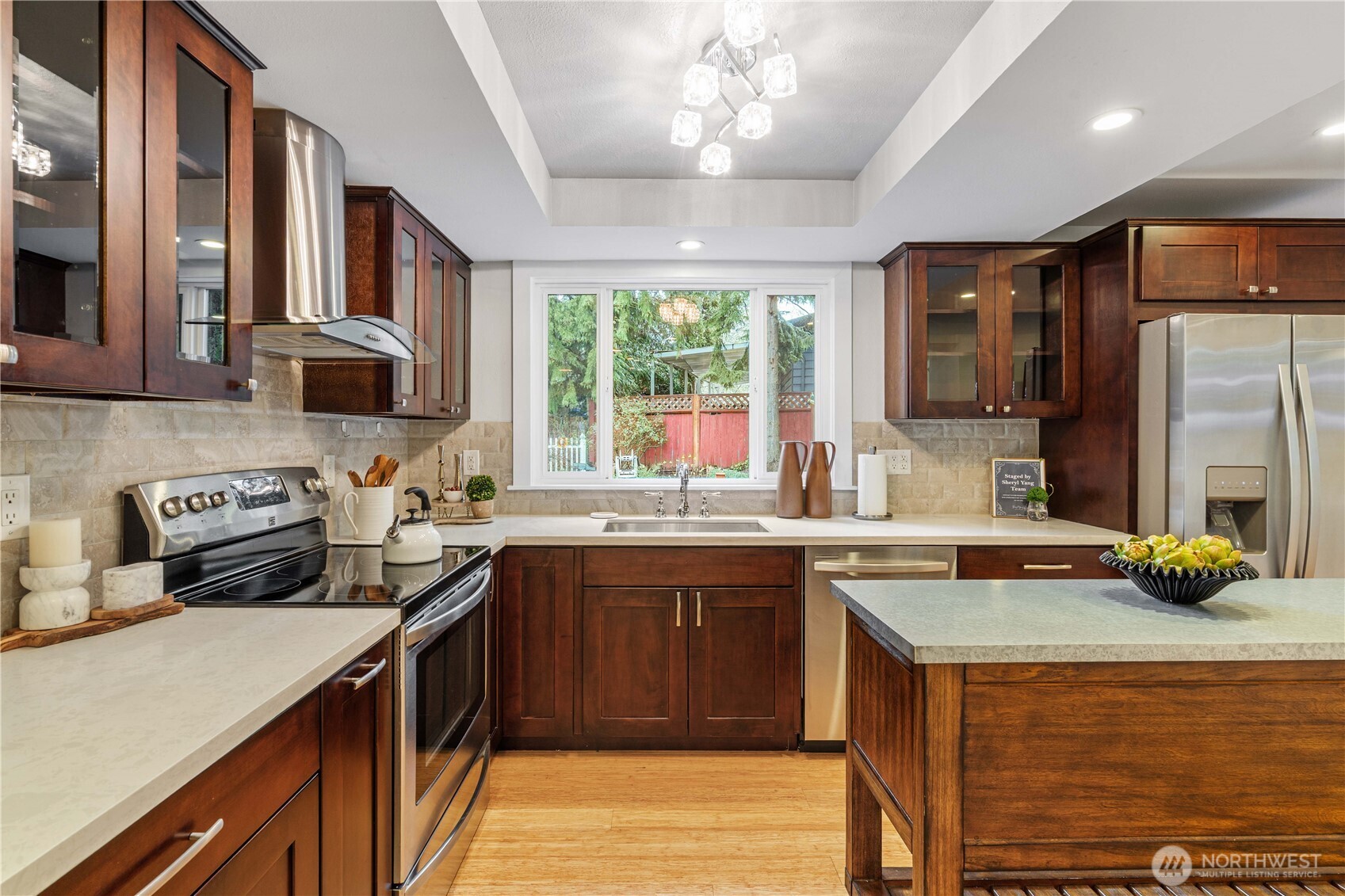 7905 207th PL SW, Edmonds, WA 98026