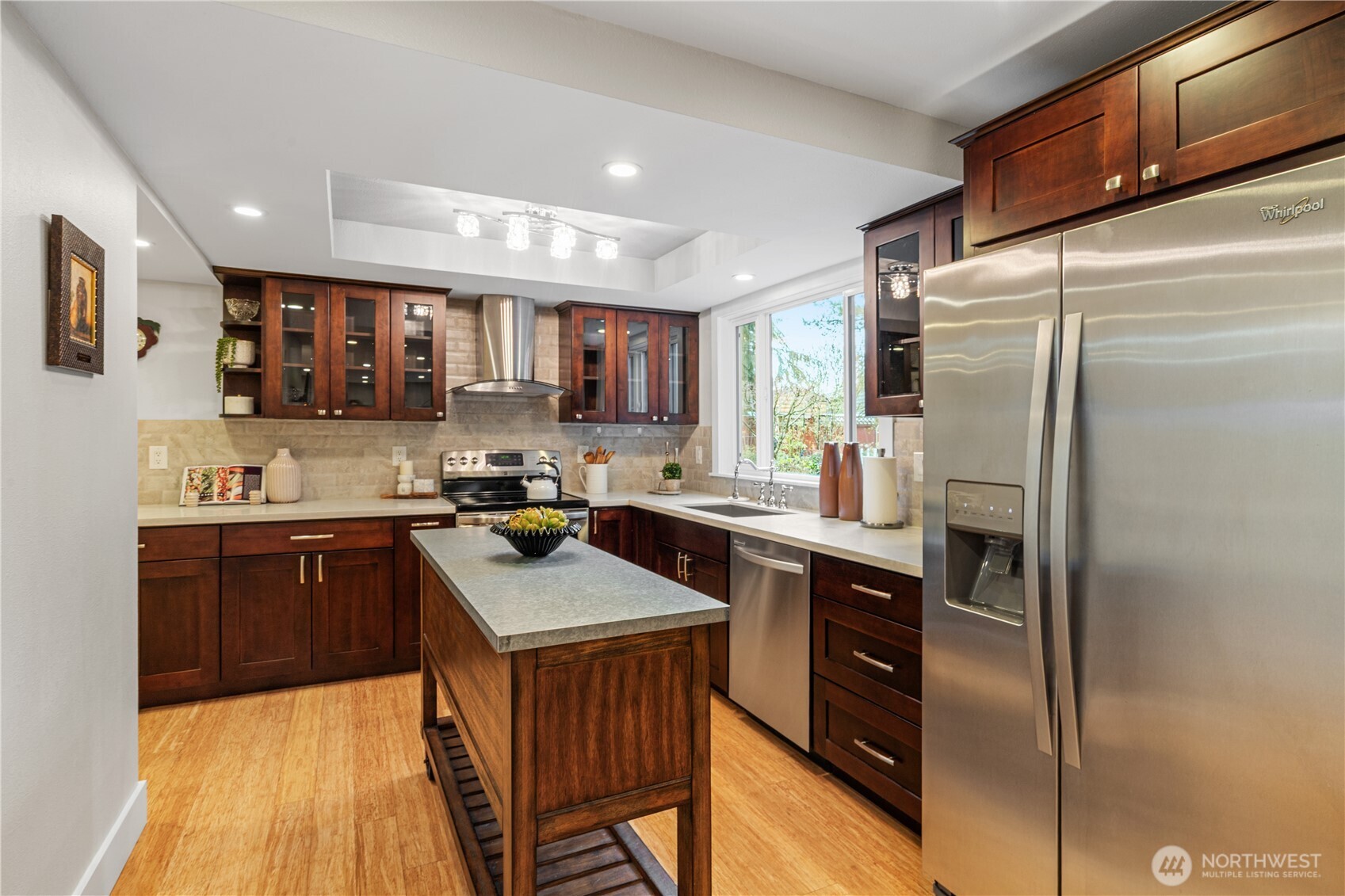 7905 207th PL SW, Edmonds, WA 98026