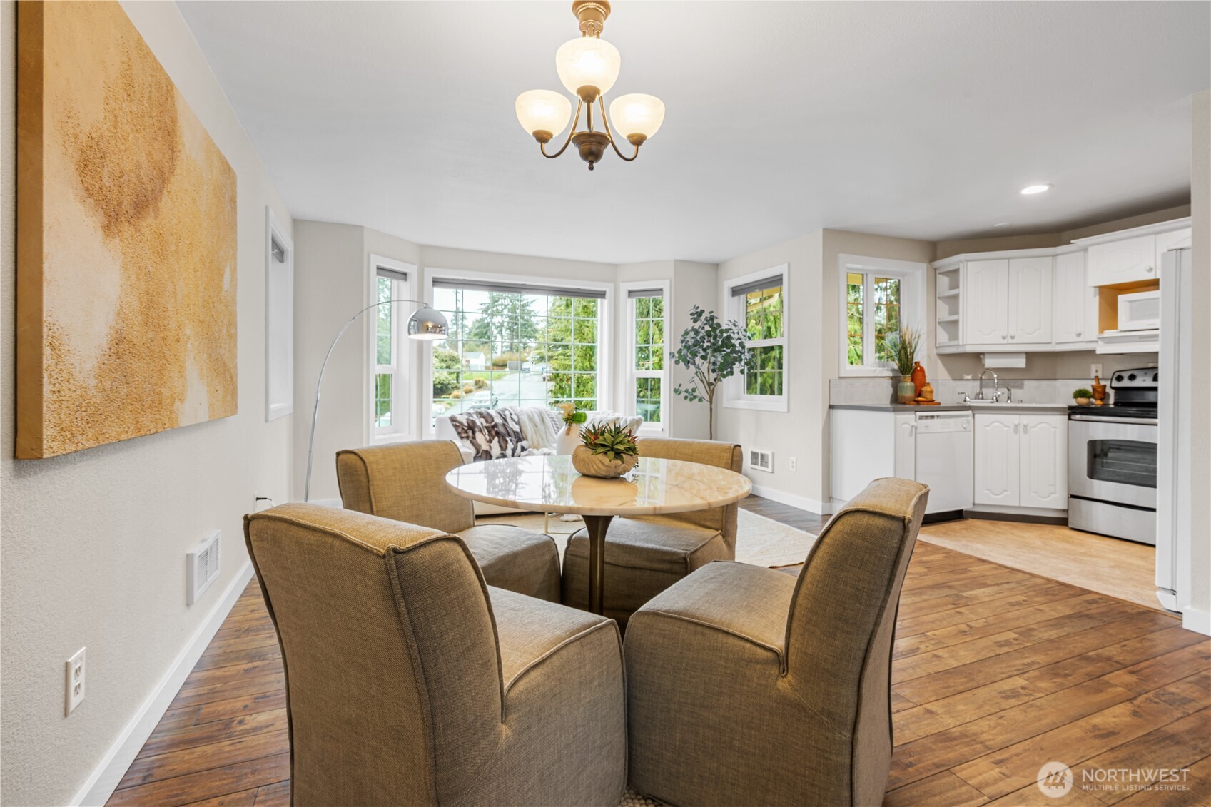 7905 207th PL SW, Edmonds, WA 98026