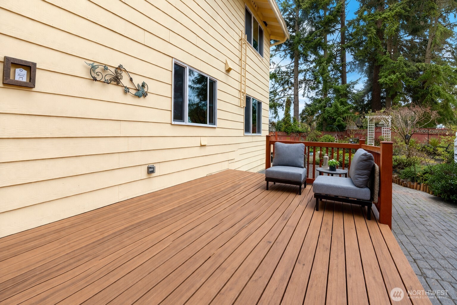 7905 207th PL SW, Edmonds, WA 98026