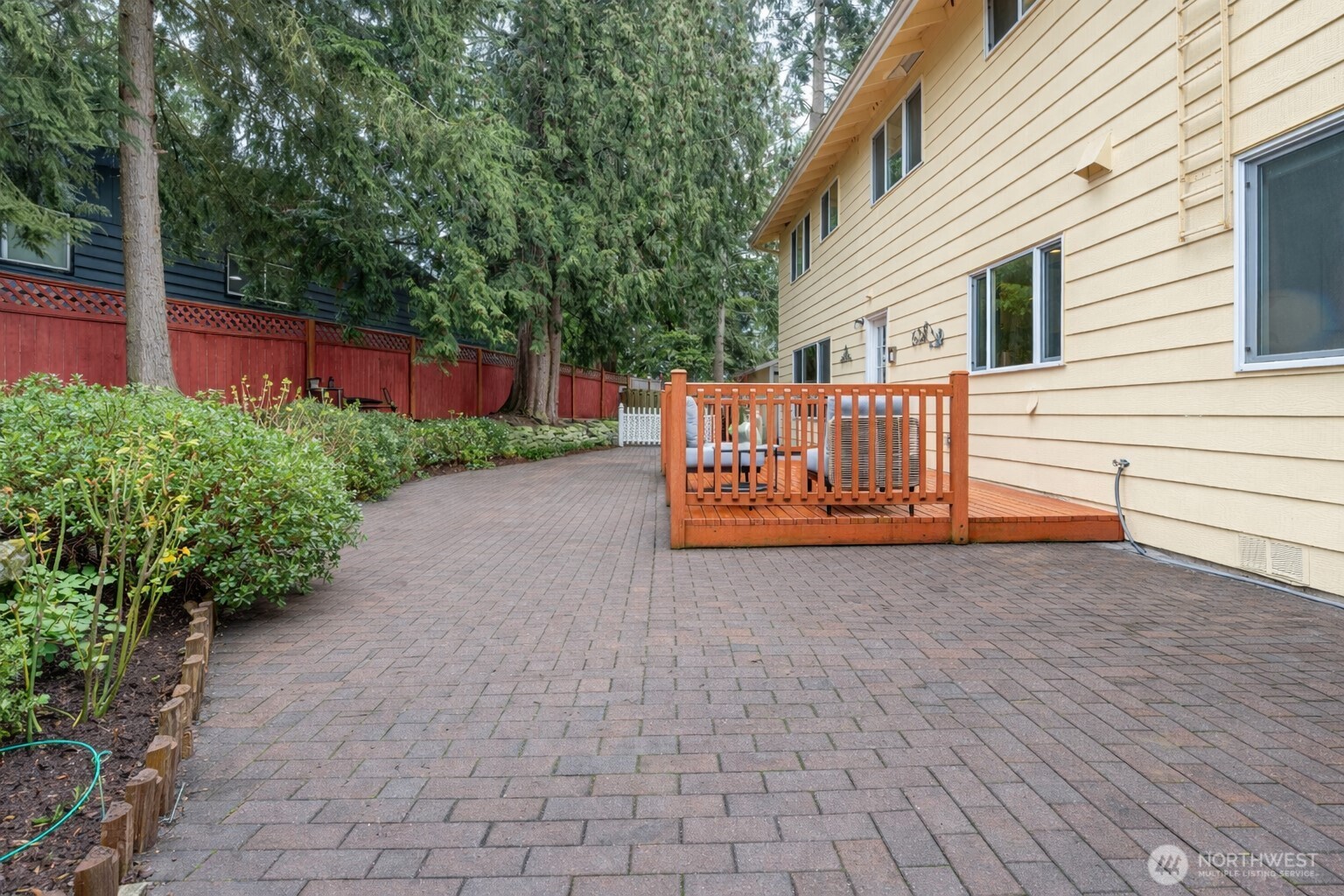 7905 207th PL SW, Edmonds, WA 98026