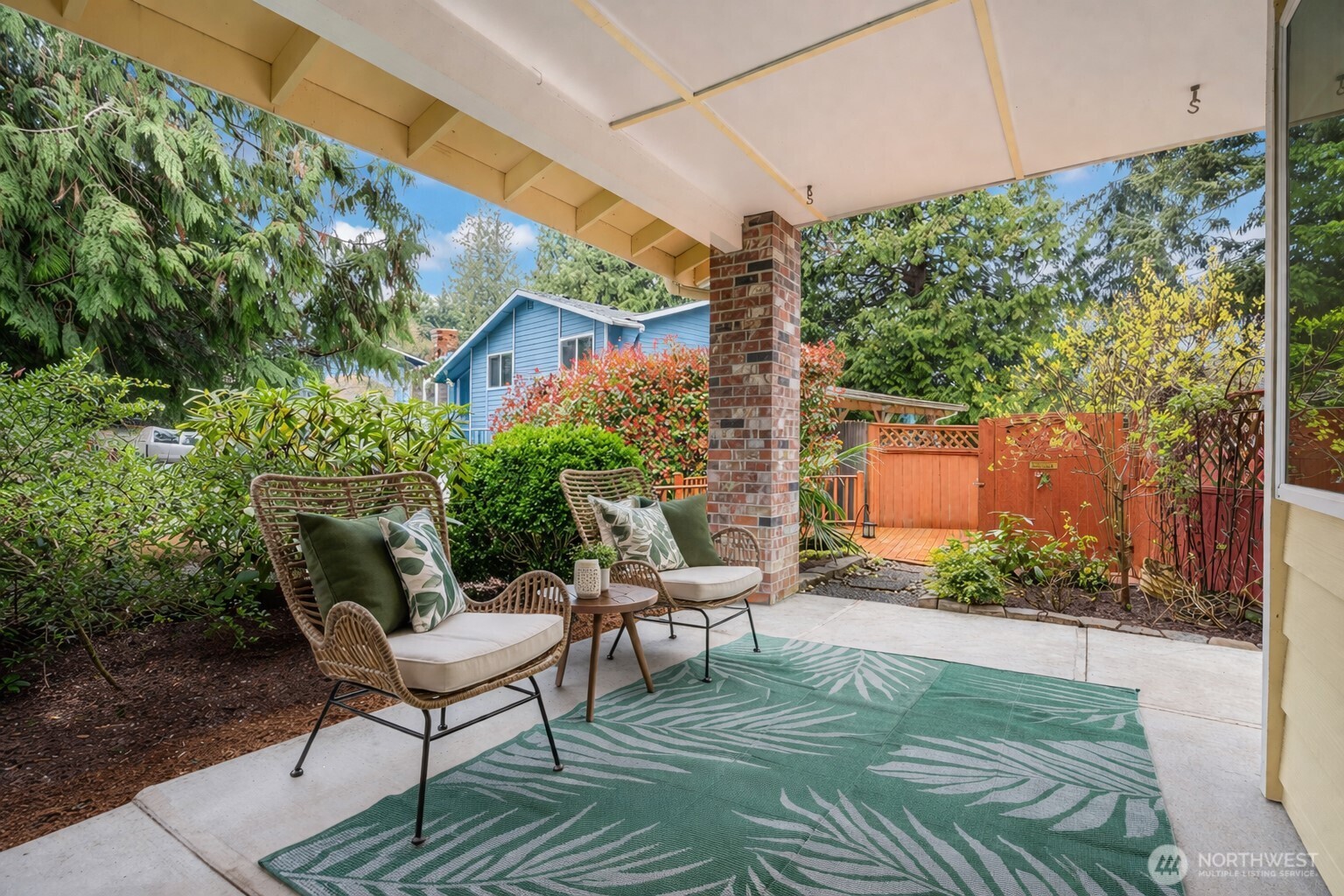 7905 207th PL SW, Edmonds, WA 98026