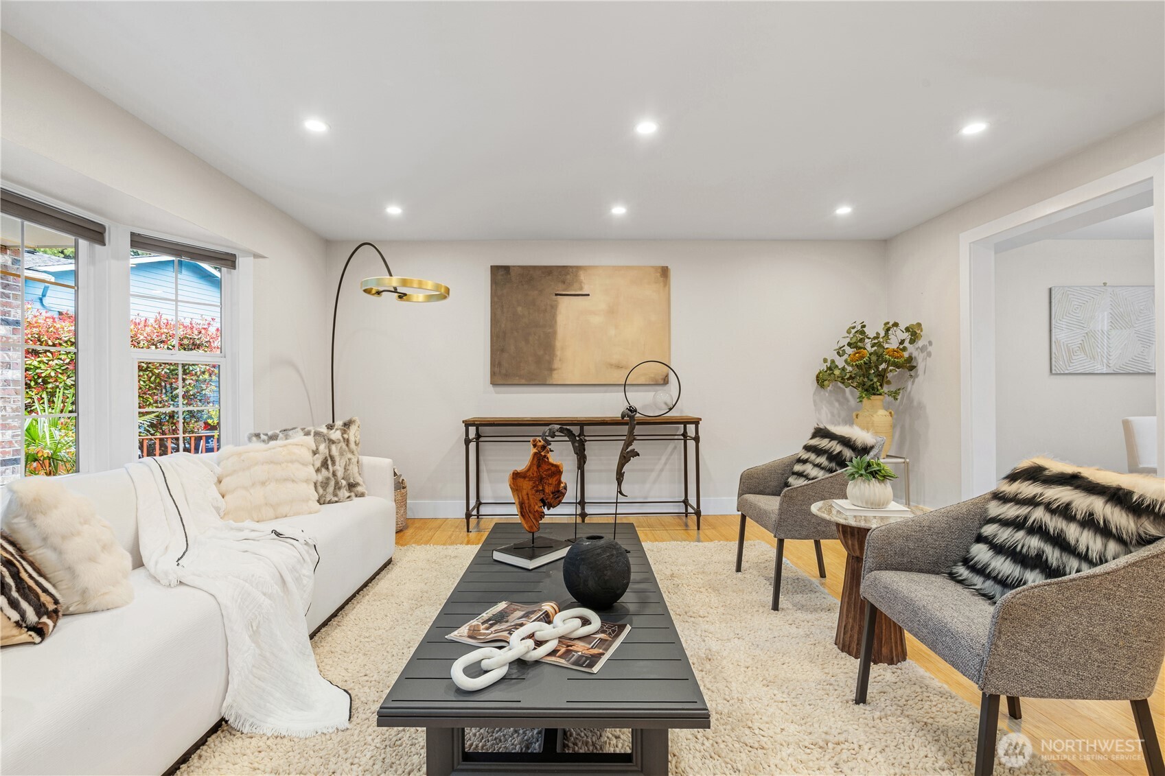 7905 207th PL SW, Edmonds, WA 98026