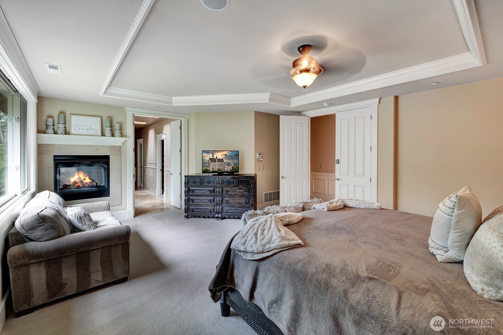 1833 297 Way SE, Fall City, WA 98024-7432