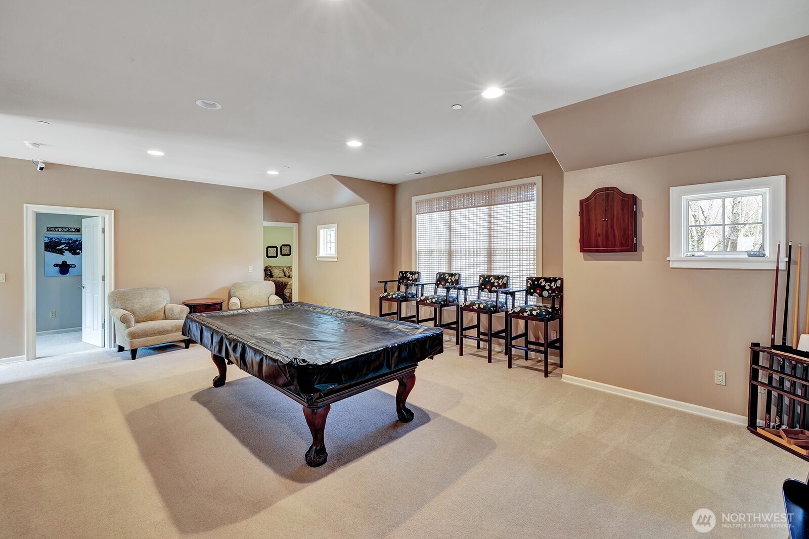 1833 297 Way SE, Fall City, WA 98024-7432