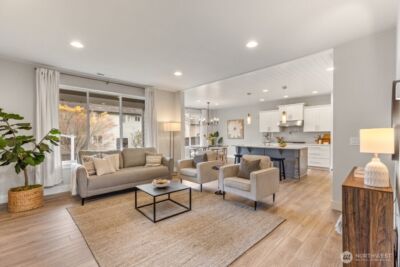 4022 215 Pl SE, Bothell, WA 98021 - Photo 3