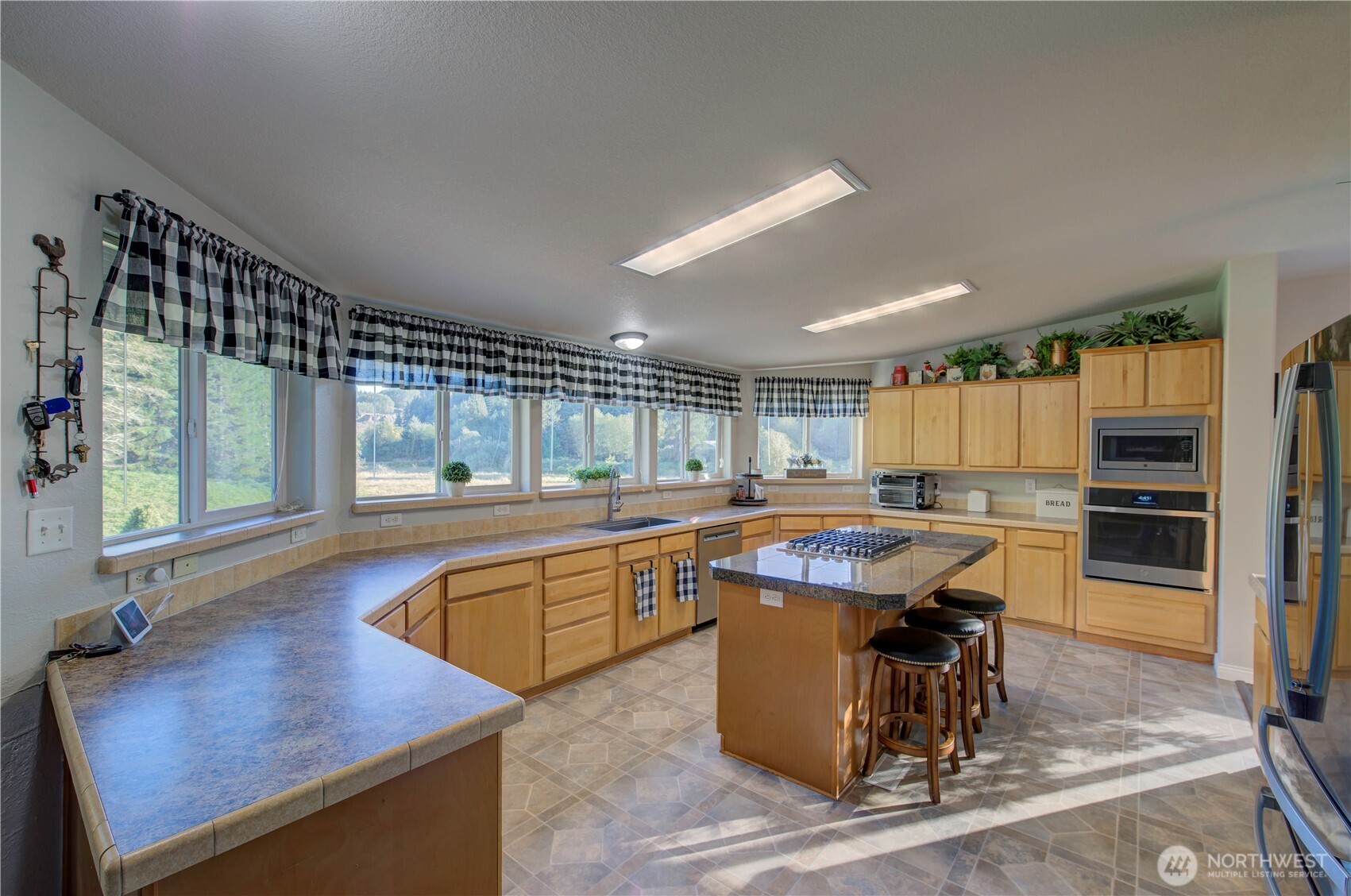 1220 Morrison Road , South Bend, WA 98596