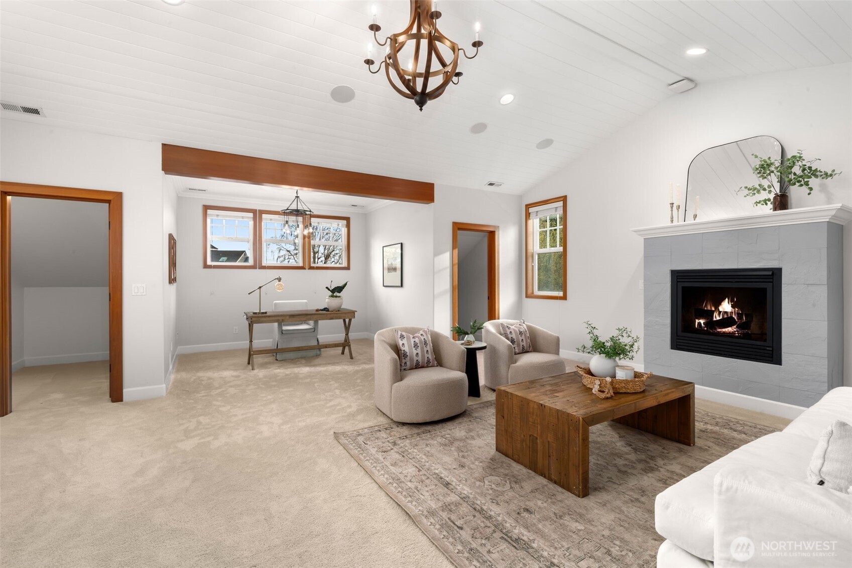 9 SW Three Tree Point Lane , Burien, WA 98166-3137
