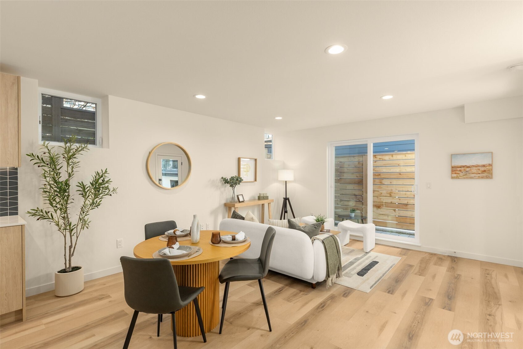 3916 S Juneau Street , Seattle, WA 98118