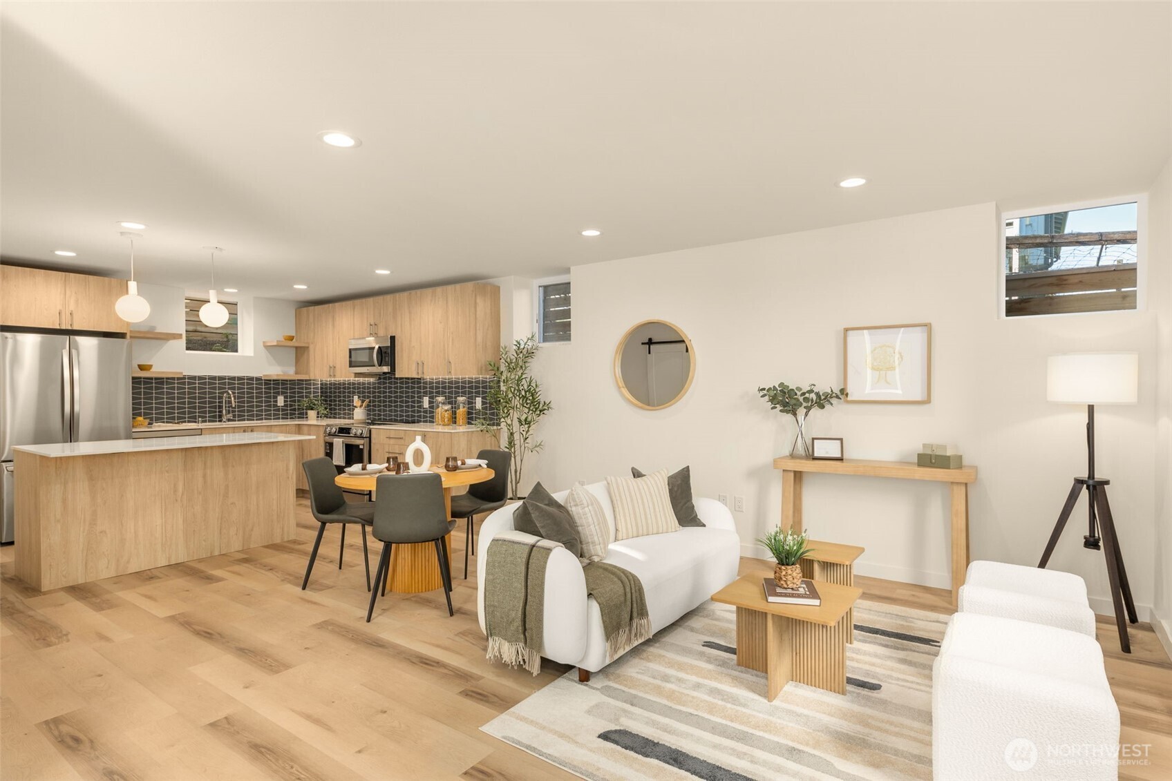 3916 S Juneau Street , Seattle, WA 98118