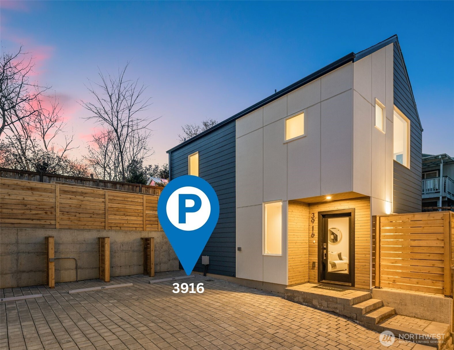 3916 S Juneau Street , Seattle, WA 98118