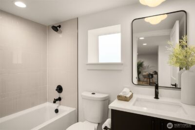 7341 B 21st Avenue NE, Seattle, WA 98115 - Photo 24