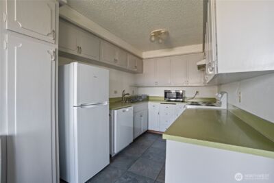7322 19th Street W #8A, Tacoma, WA 98466 - Photo 11