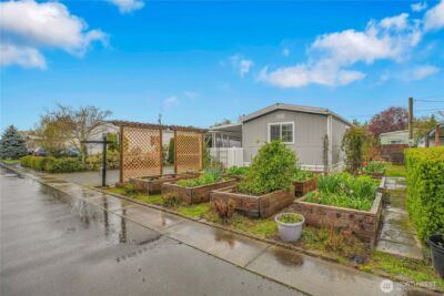 1220 NE Knowles Dr , Vancouver, WA 98685 - Photo 2