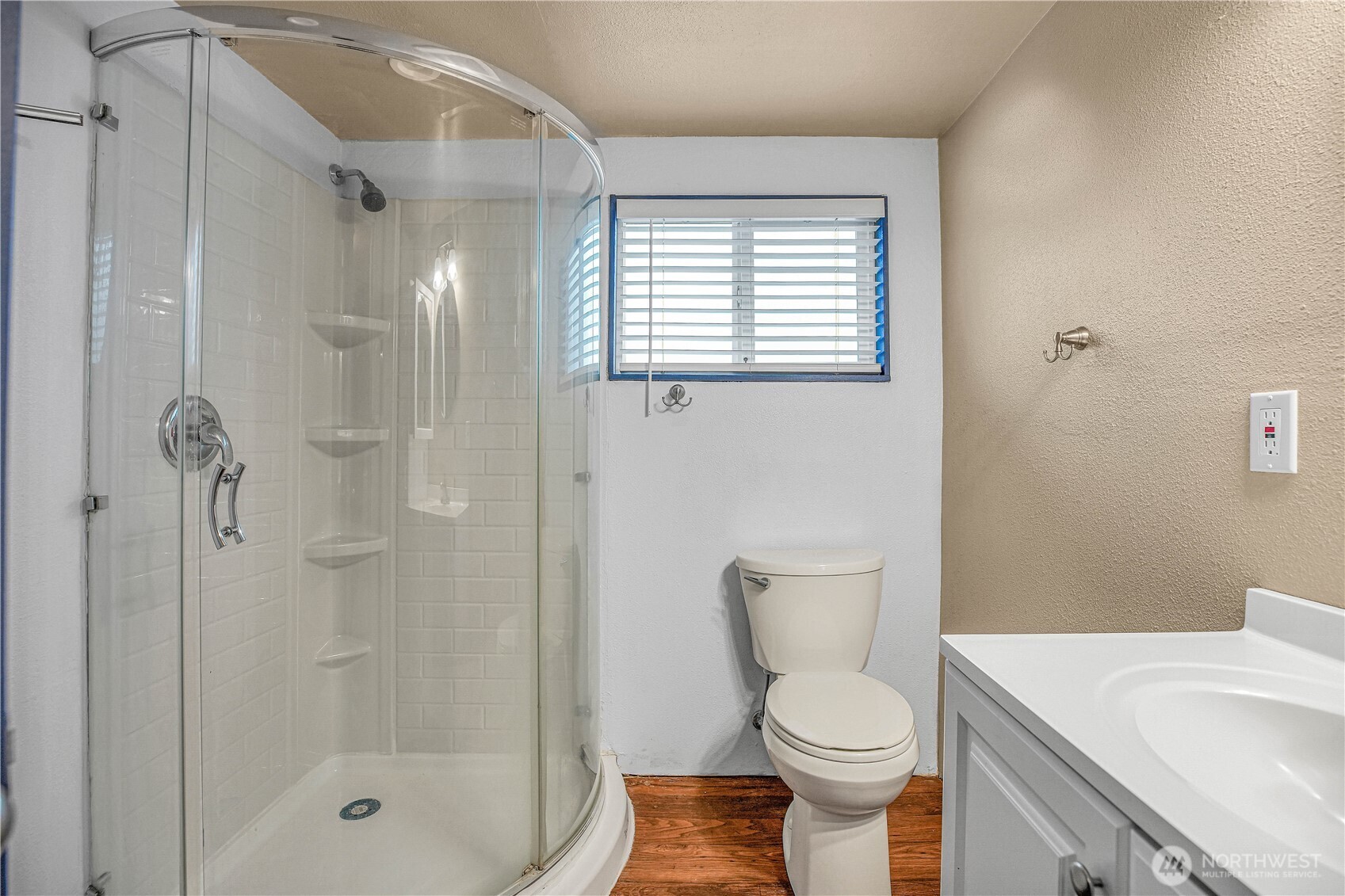 1220 NE Knowles Dr , Vancouver, WA 98685