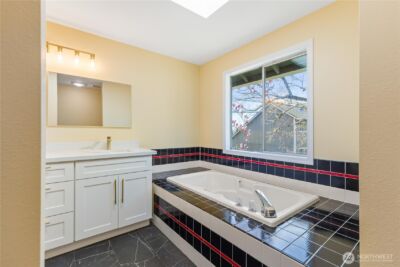 20319 120th AVE SE, Kent, WA 98031 - Photo 24