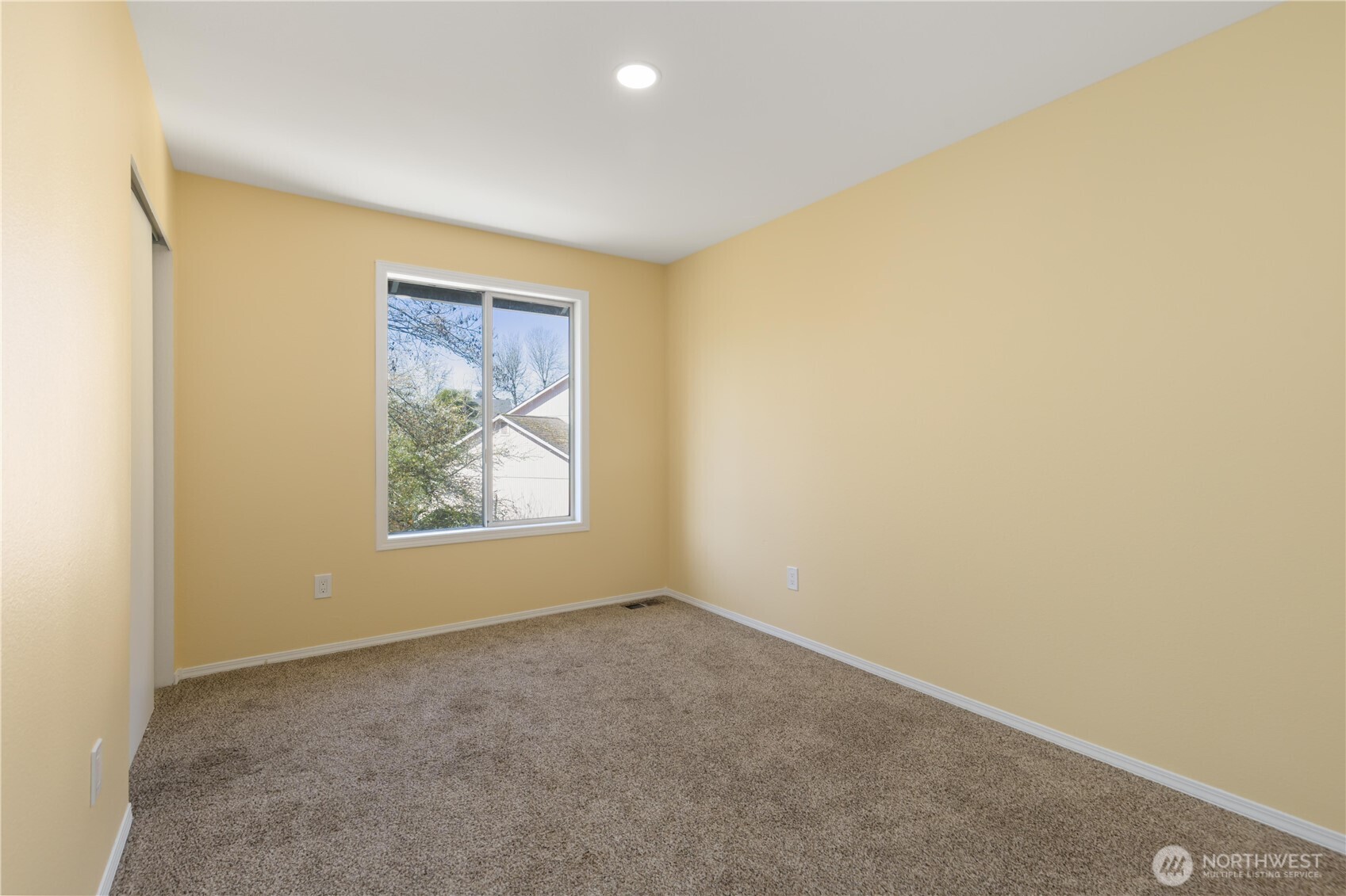 20319 120th AVE SE, Kent, WA 98031