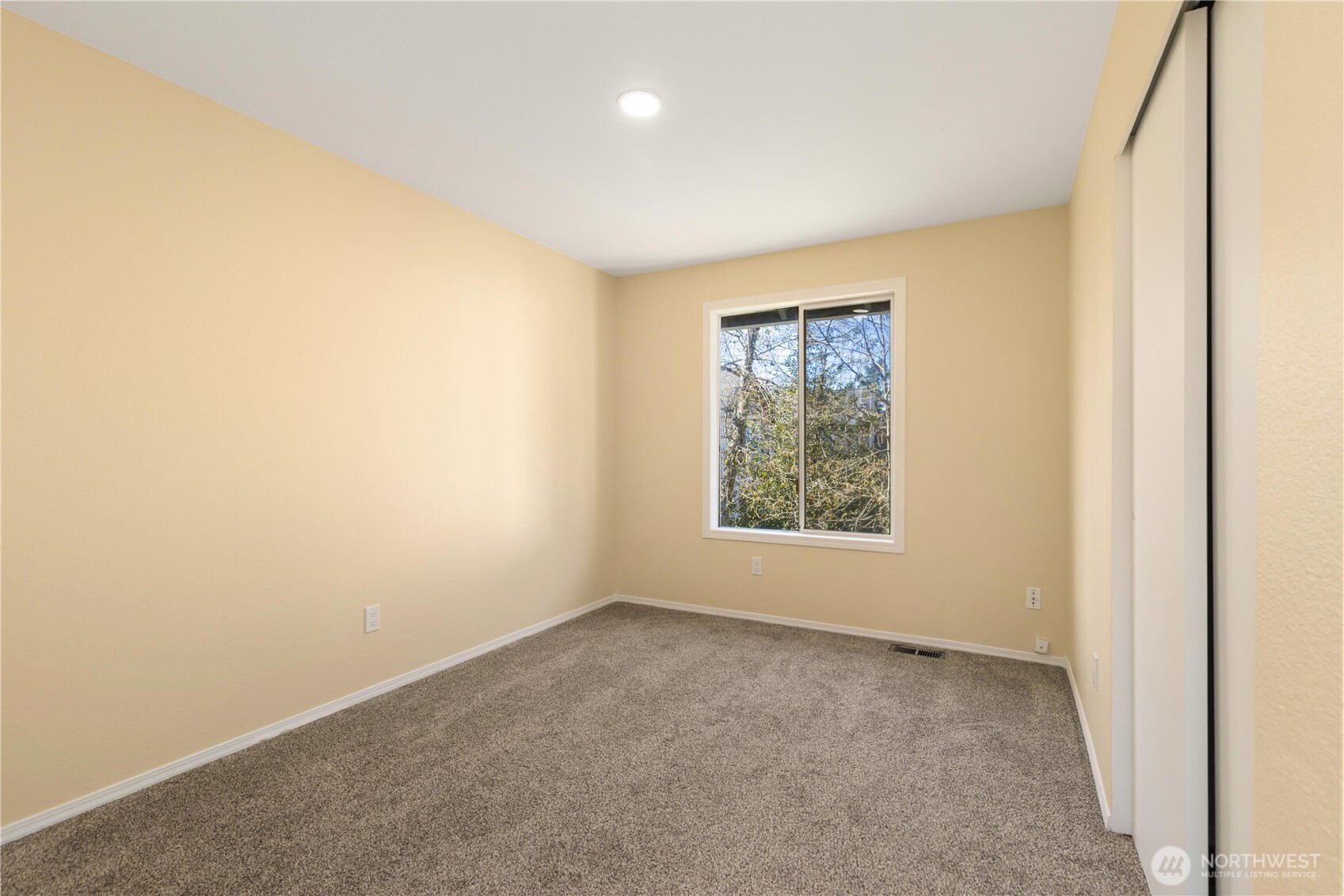 20319 120th AVE SE, Kent, WA 98031