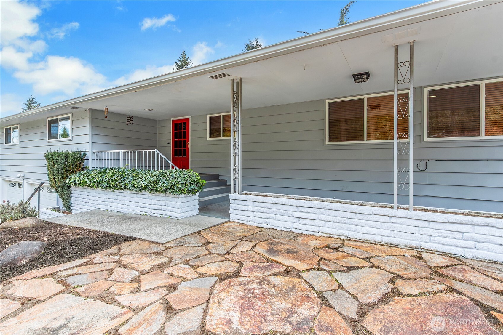 424 Ranger Drive SE, Lacey, WA 98503