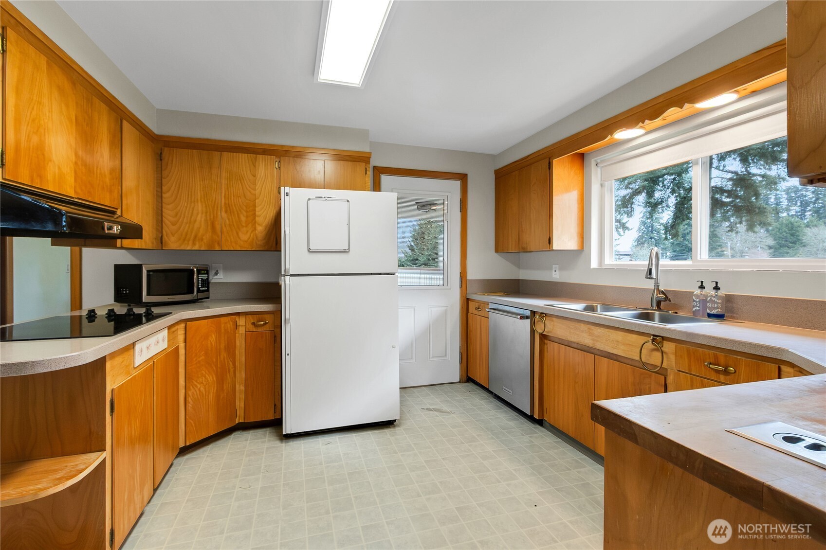 424 Ranger Drive SE, Lacey, WA 98503