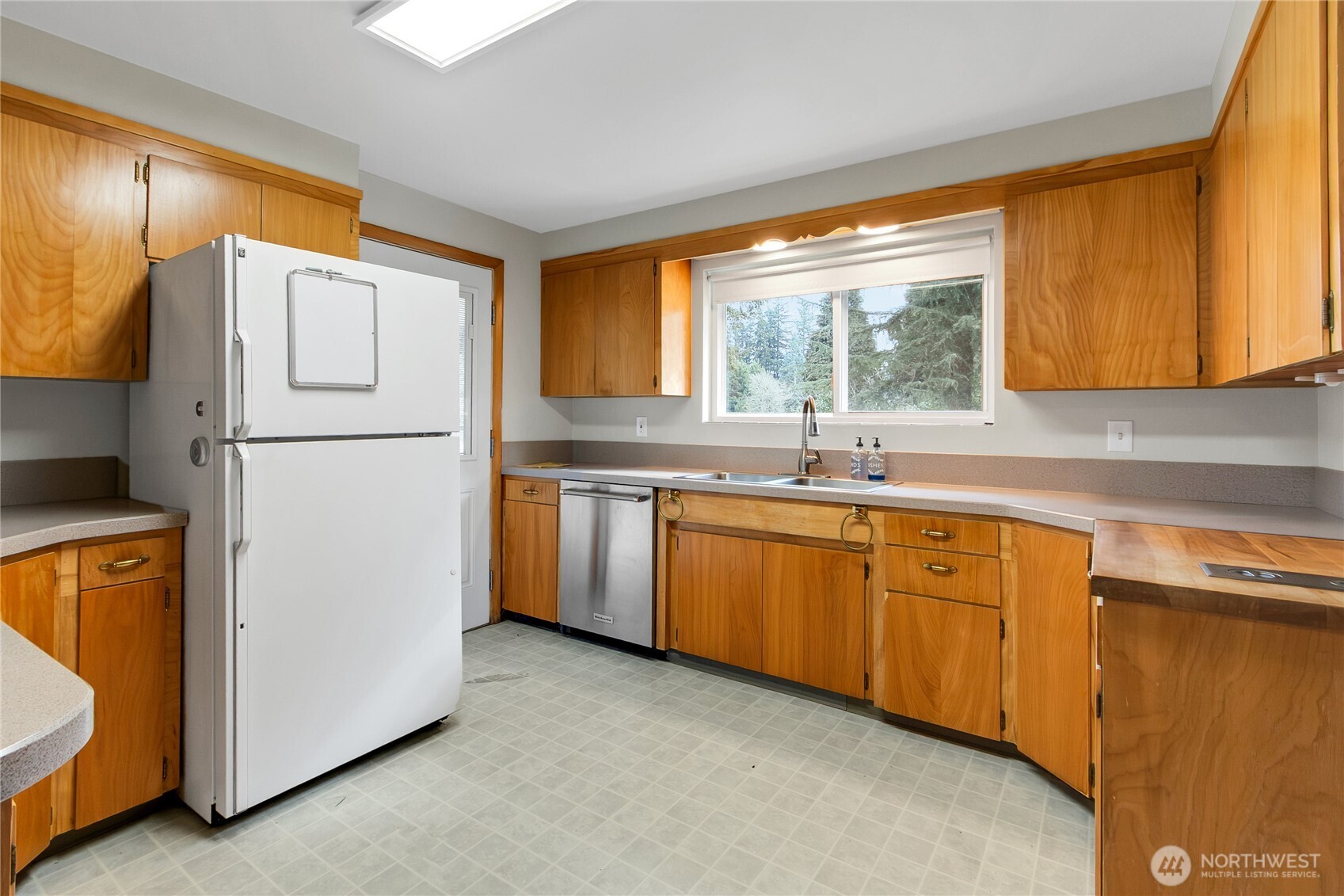 424 Ranger Drive SE, Lacey, WA 98503