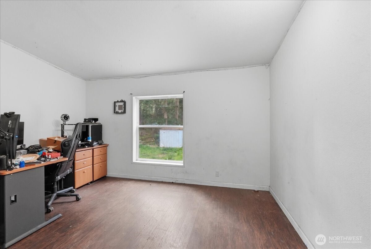 39112 12th Avenue Ct S, Roy, WA 98580