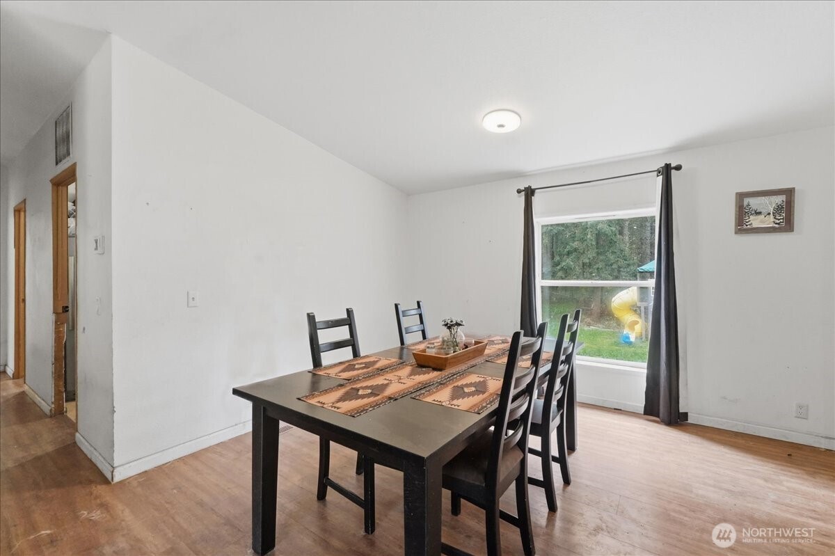 39112 12th Avenue Ct S, Roy, WA 98580