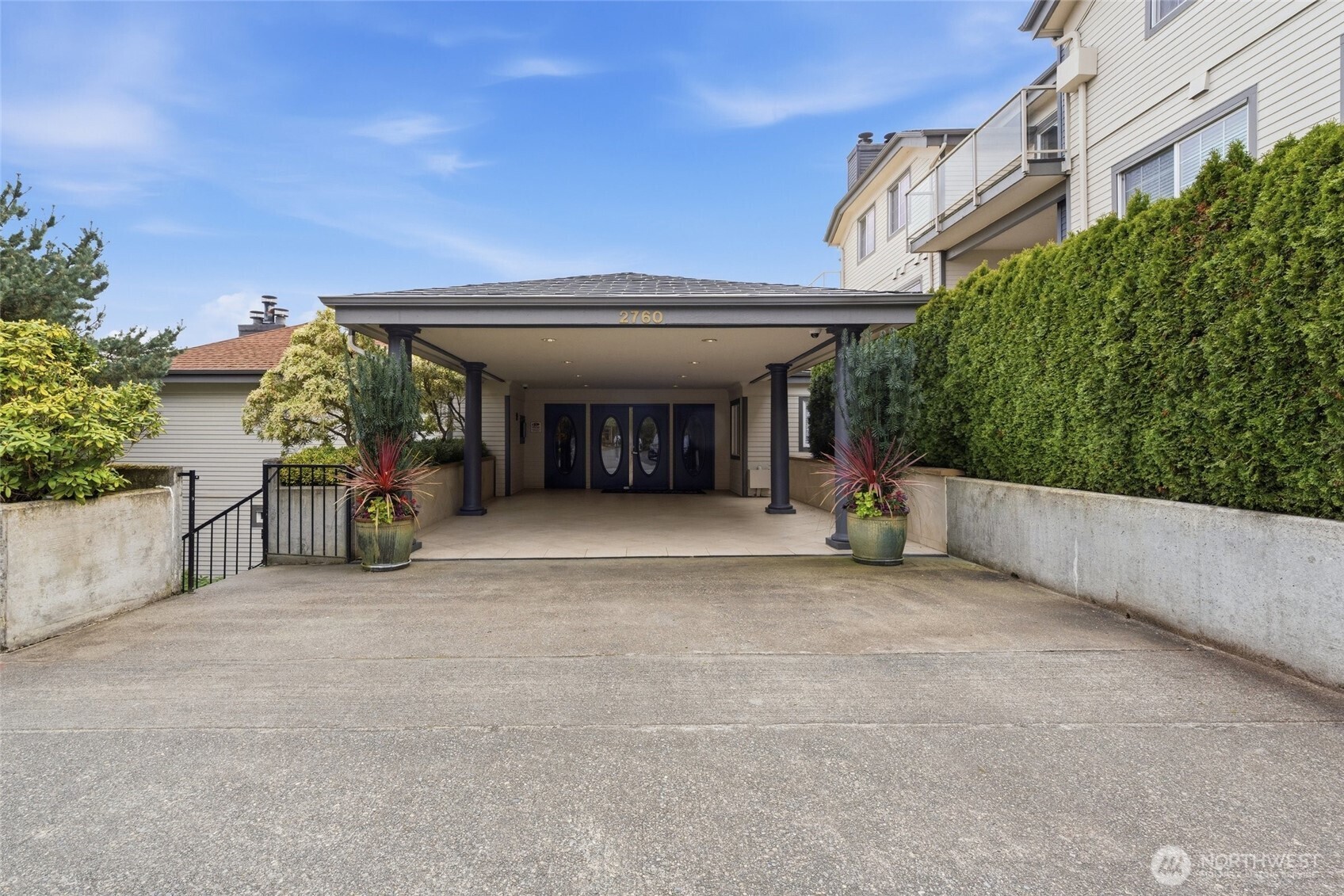 2760 76th Avenue SE #505, Mercer Island, WA 98040