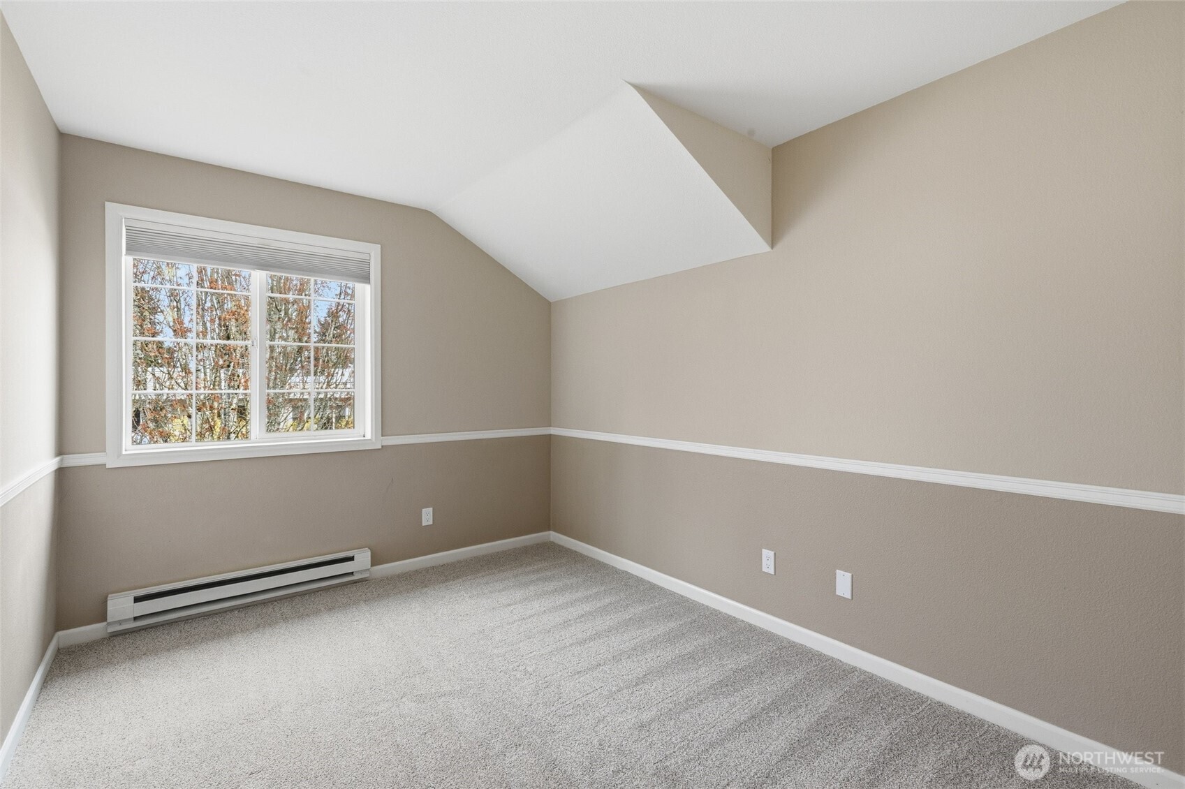 2760 76th Avenue SE #505, Mercer Island, WA 98040