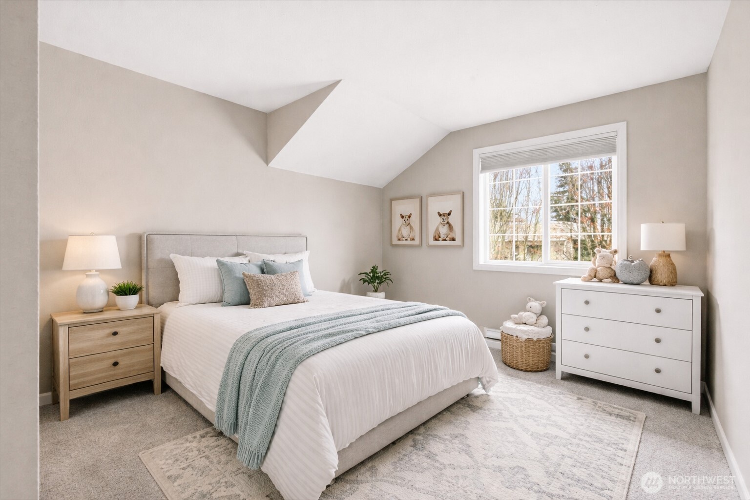 2760 76th Avenue SE #505, Mercer Island, WA 98040