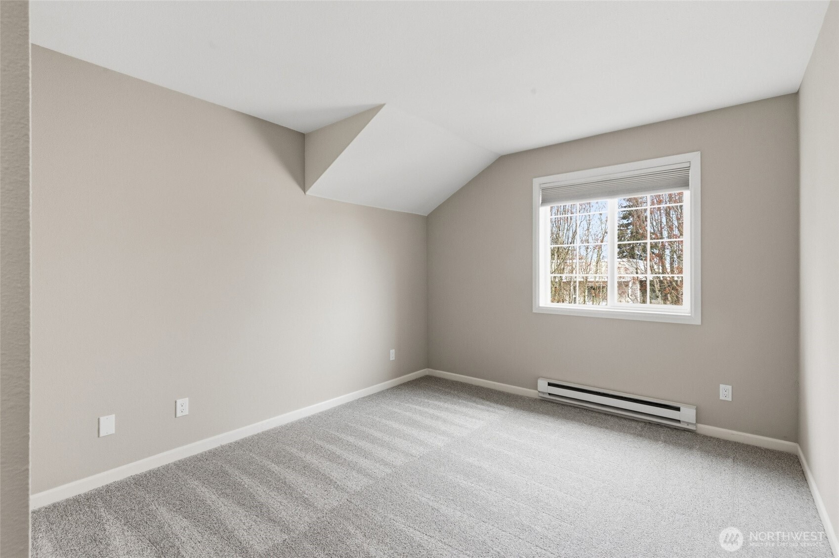 2760 76th Avenue SE #505, Mercer Island, WA 98040