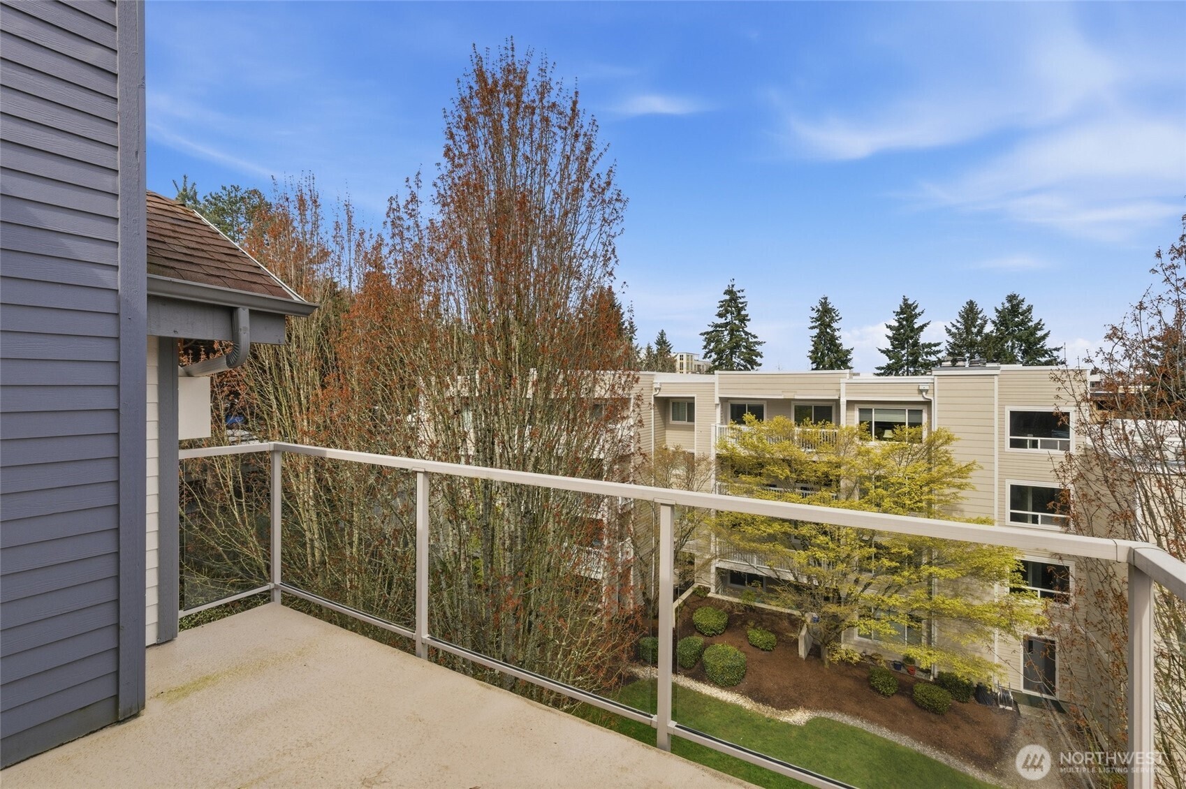 2760 76th Avenue SE #505, Mercer Island, WA 98040