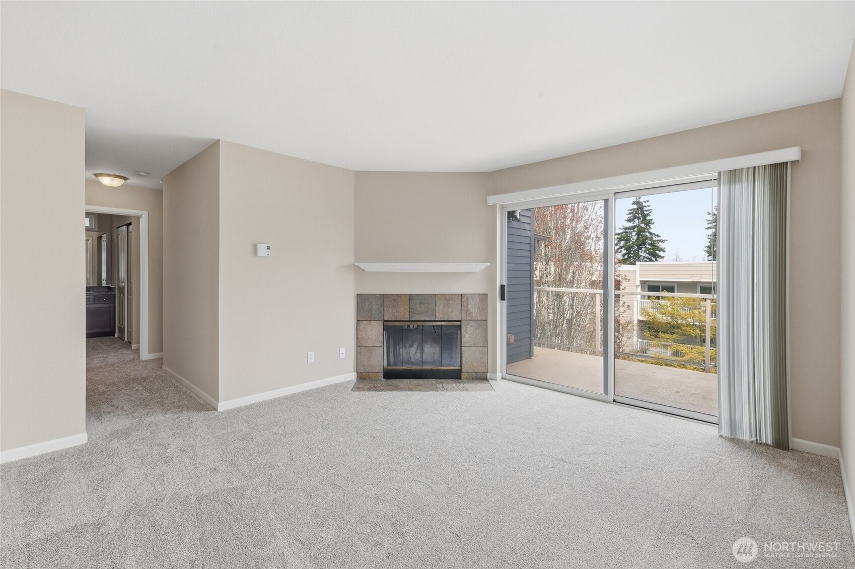 2760 76th Avenue SE #505, Mercer Island, WA 98040