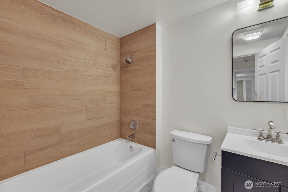 216 K Street SE, Auburn, WA 98002