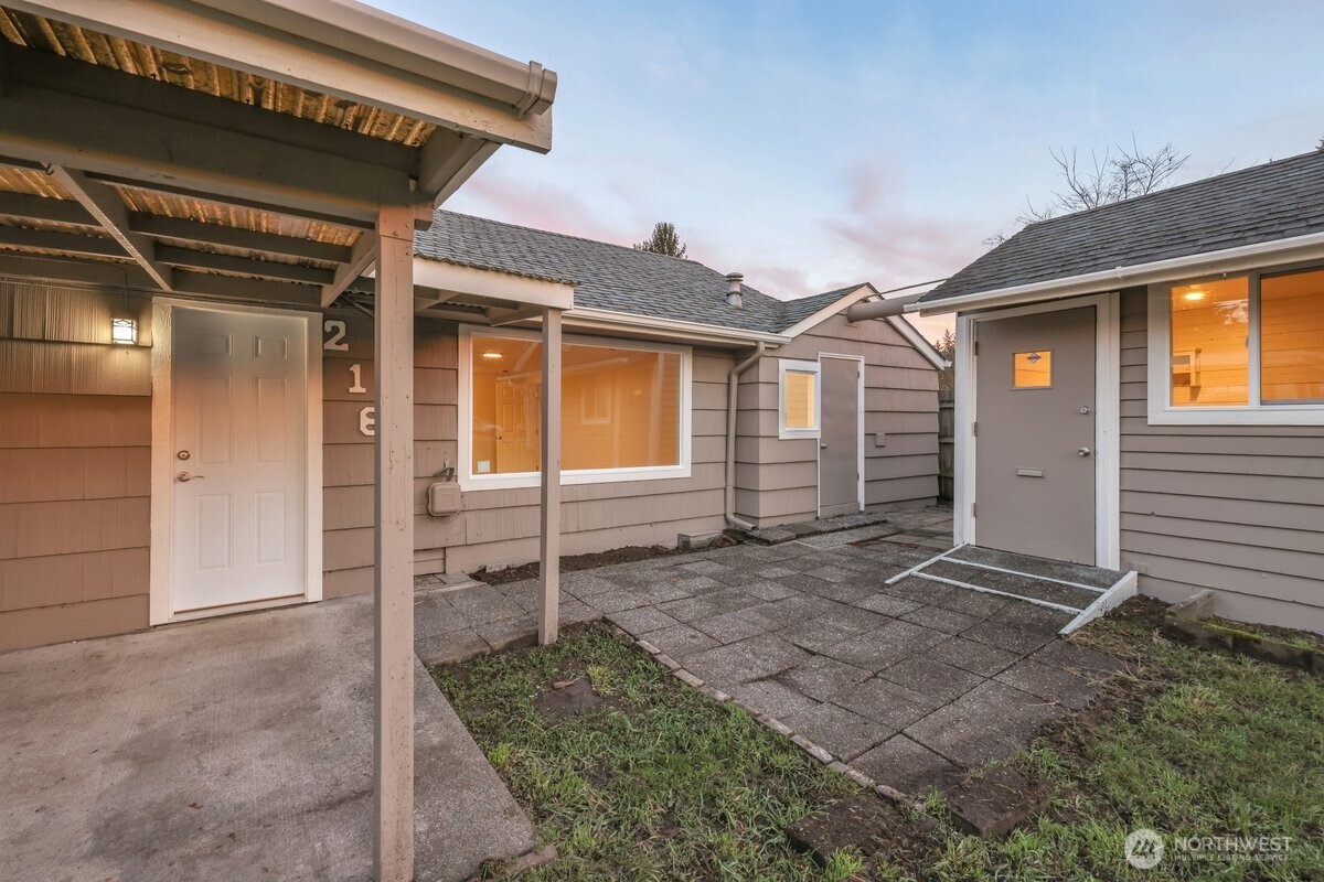 216 K Street SE, Auburn, WA 98002