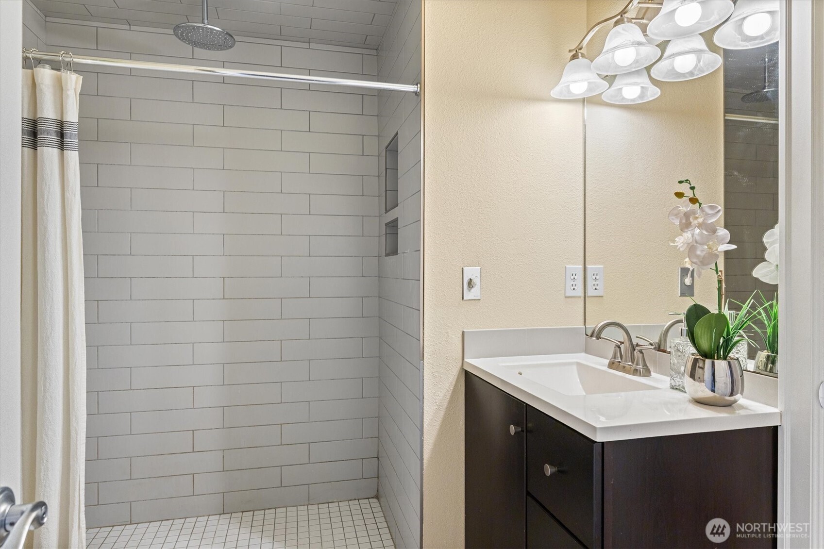 1203 24th Avenue Ct #F, Milton, WA 98354