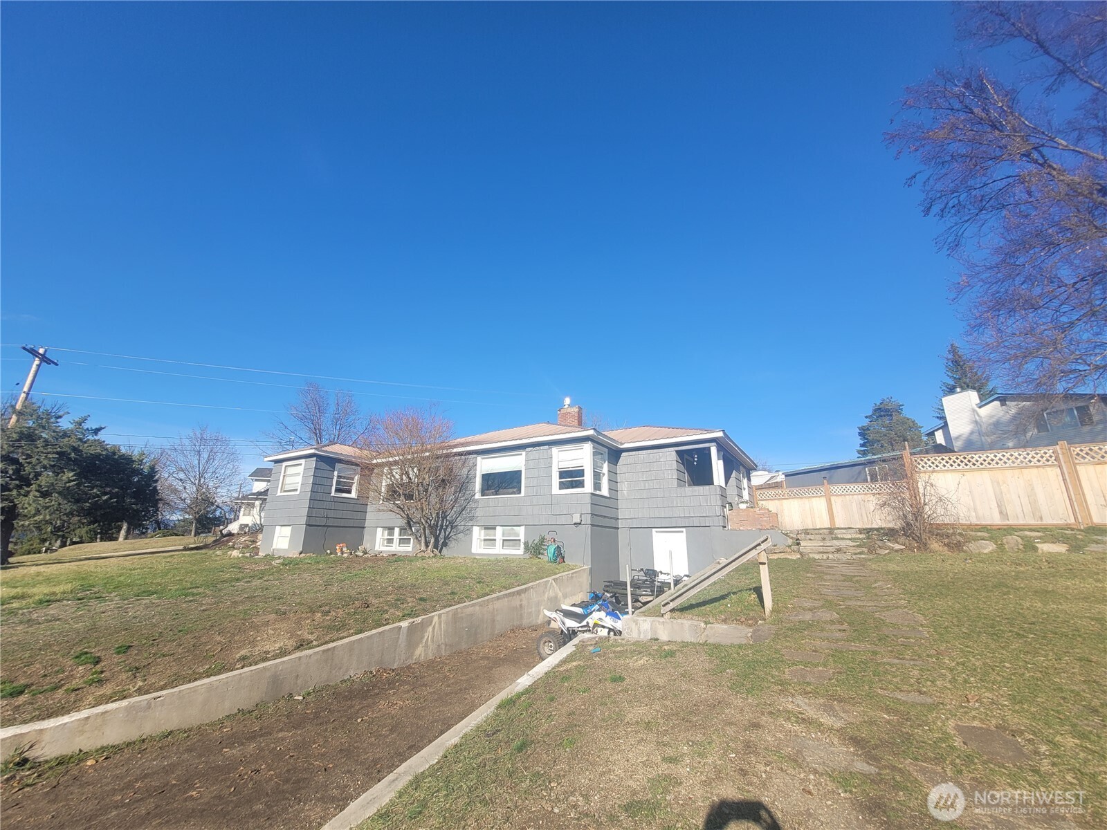 109 Antwine Avenue S, Tonasket, WA 98855