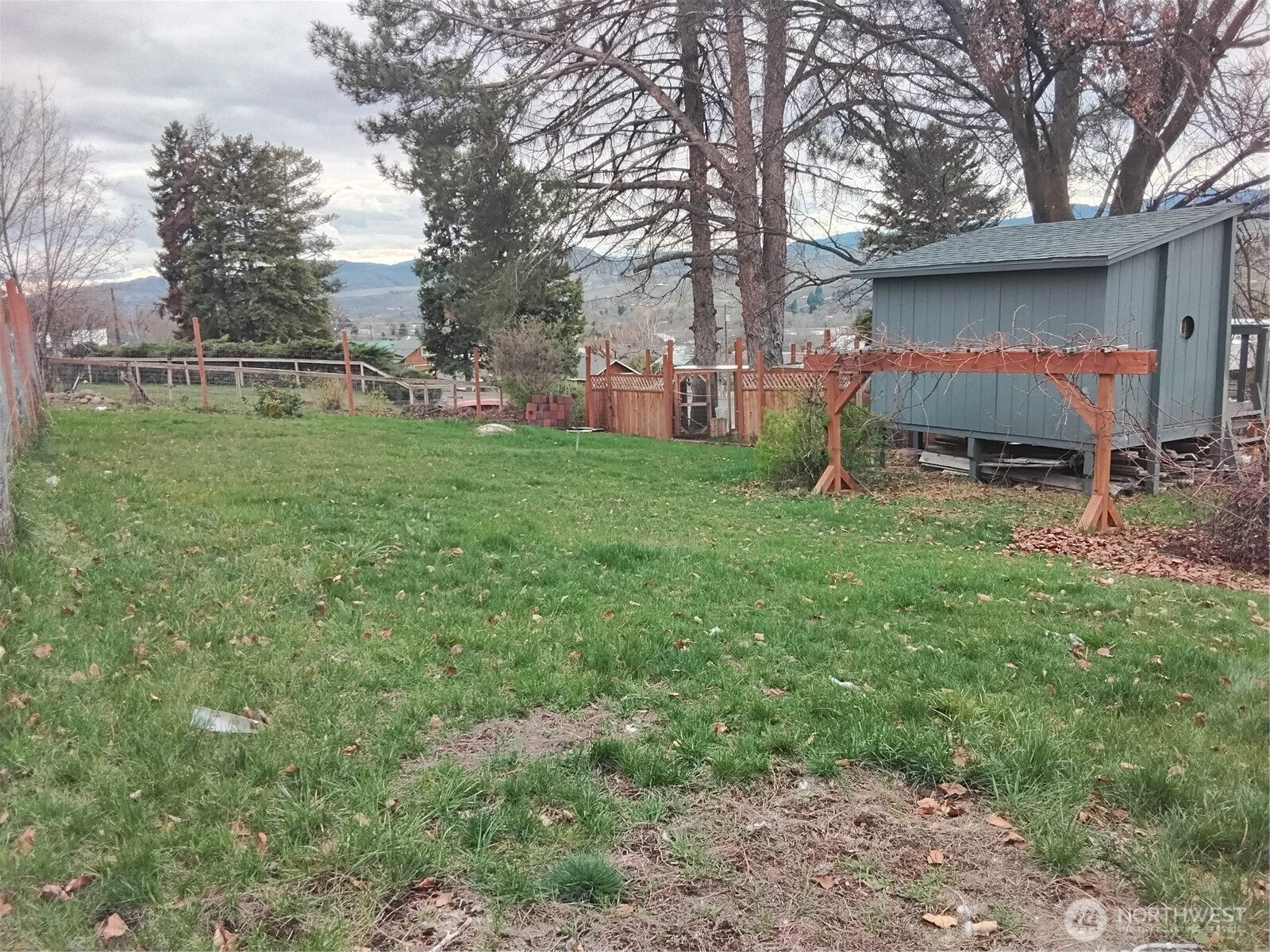 109 Antwine Avenue S, Tonasket, WA 98855